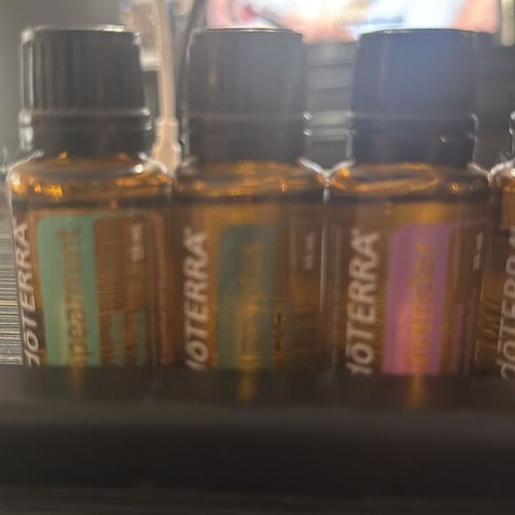 doTERRA Aromatic Oil Collection with Black Caps Lot of 7 Pcs - Picture 3 of 11